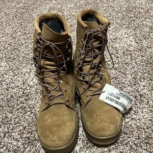 Waterproof Army boots
